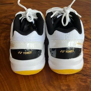 New Yonex tennis shoes